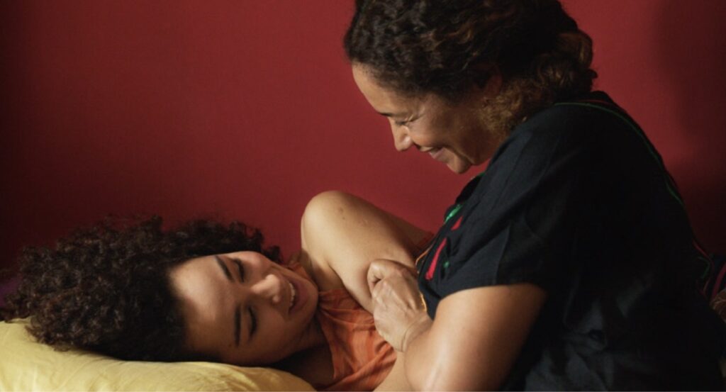 à peine j'ouvre les yeux leyla bouzid