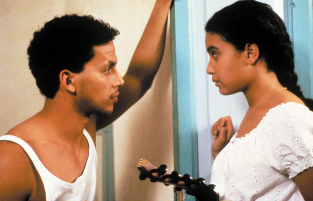 Film Les silences du palais (1994), réalisé par Moufida Tlatli